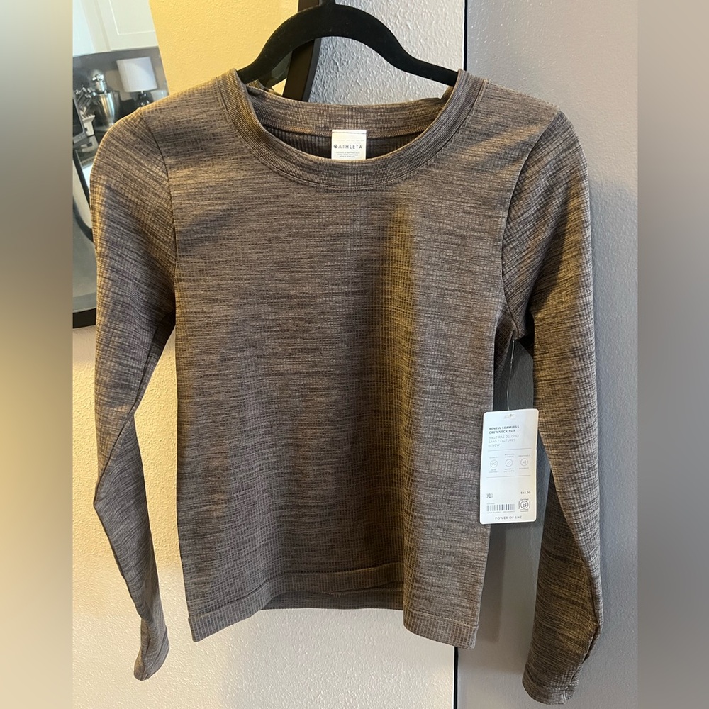 Athleta Renew Seamless Crewneck Top size S
